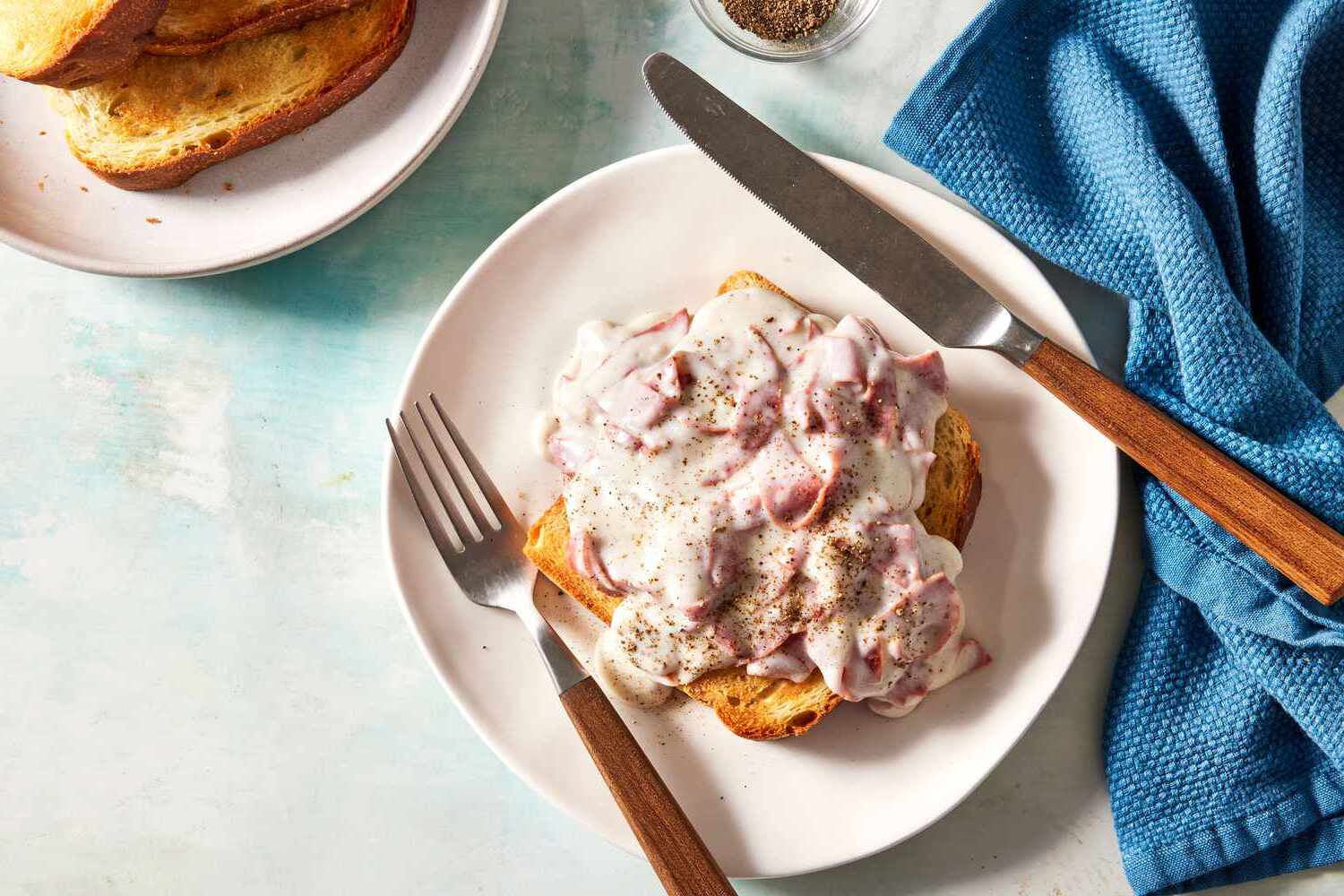 creamed-chipped-beef-on-toast-recipe