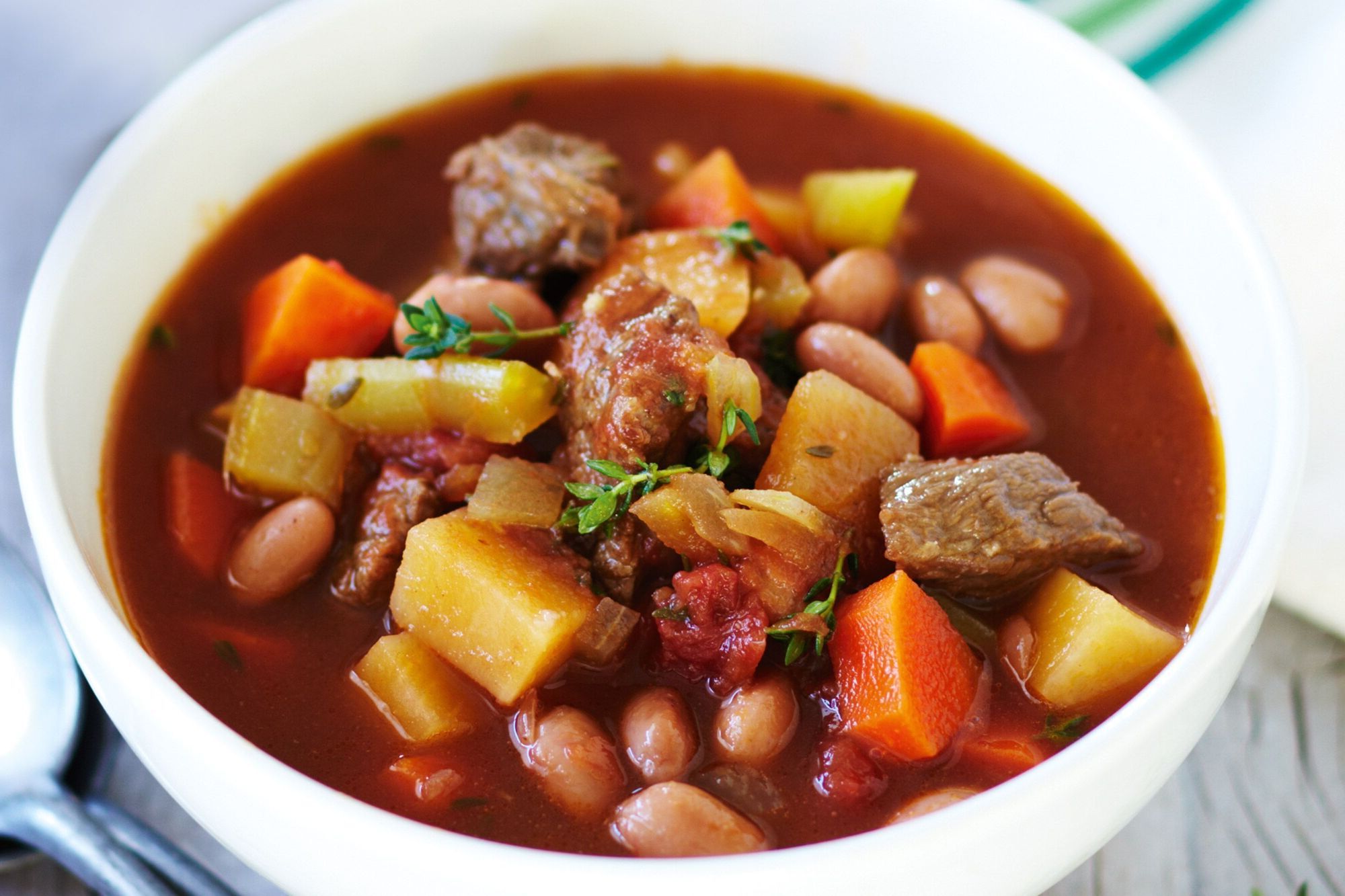 slow-cooker-vegetable-beef-soup-recipe