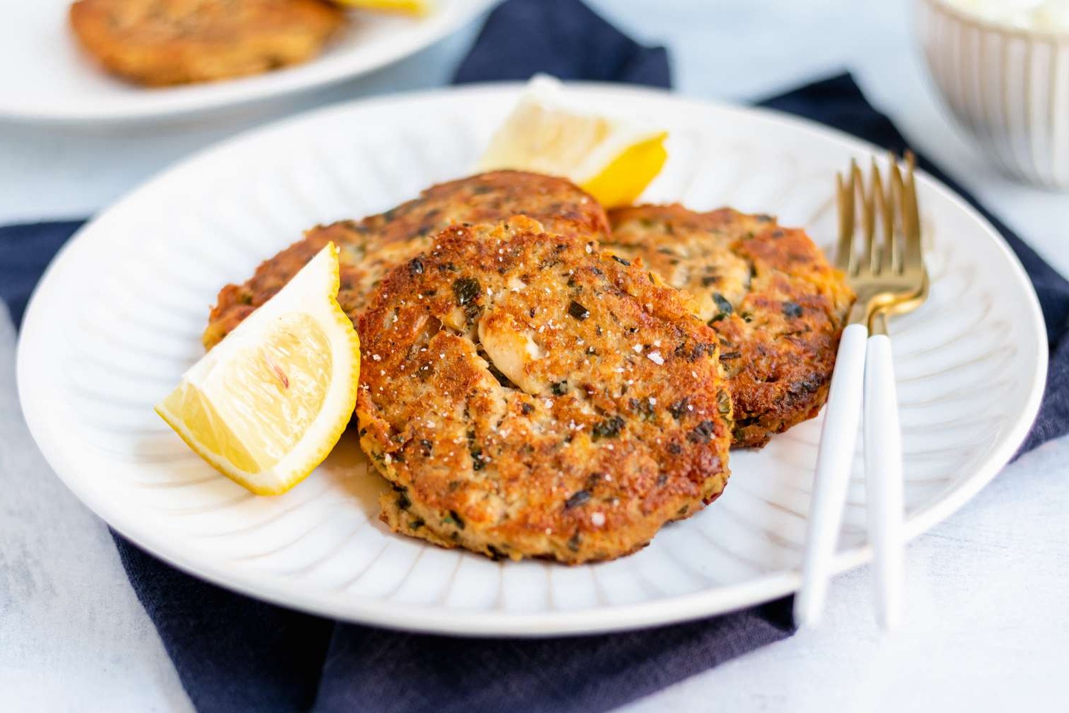 spicy-canned-tuna-fish-cakes-recipe